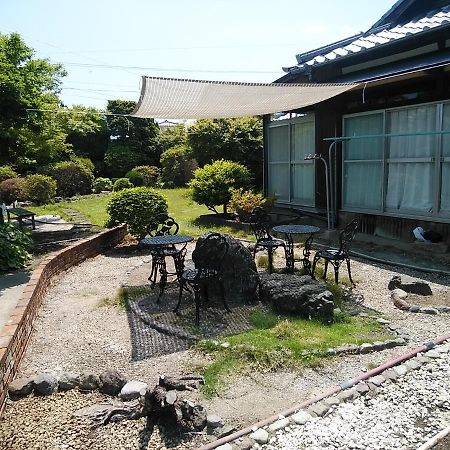 בפו Yokoso Ryokan מראה חיצוני תמונה