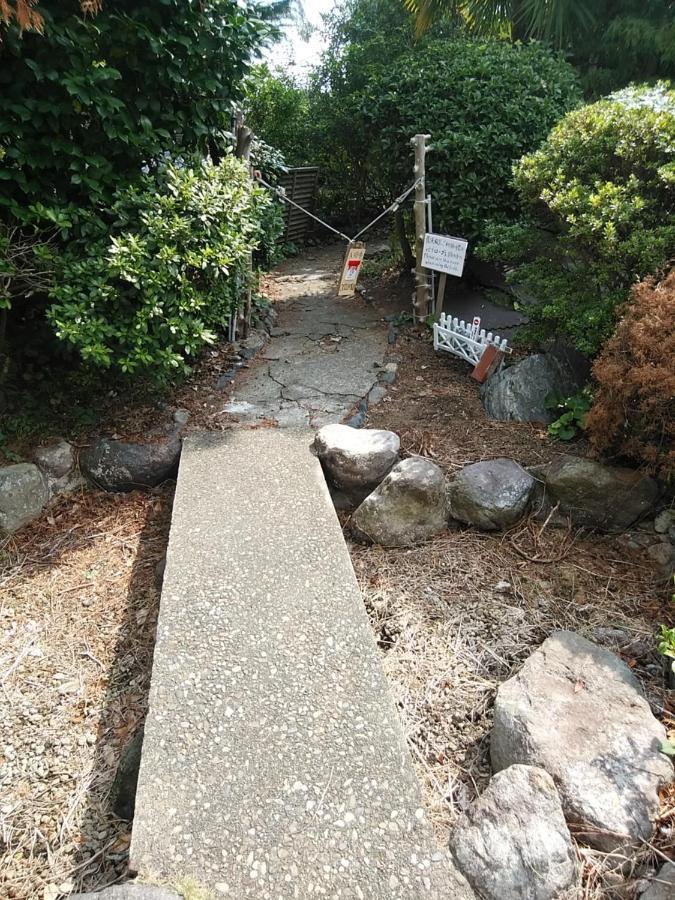 בפו Yokoso Ryokan מראה חיצוני תמונה