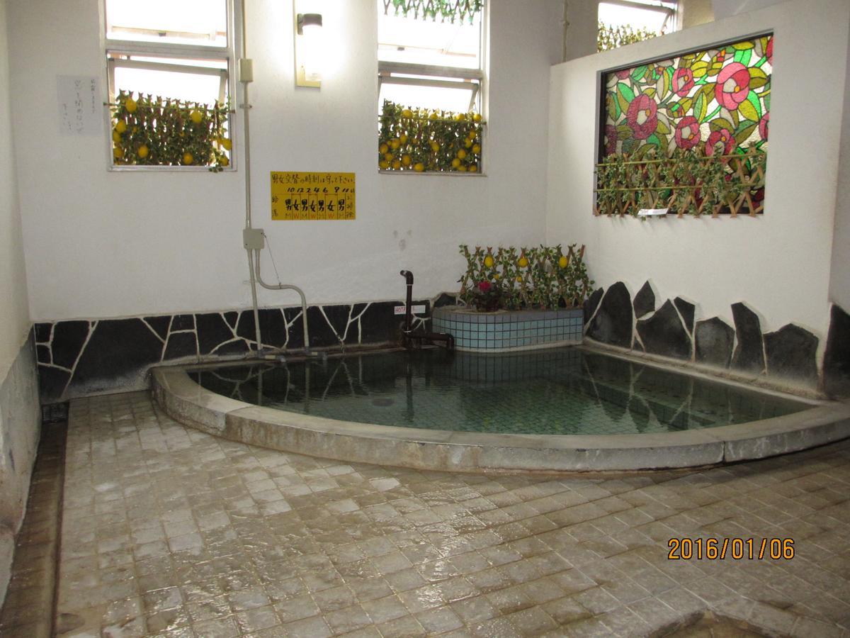 בפו Yokoso Ryokan מראה חיצוני תמונה