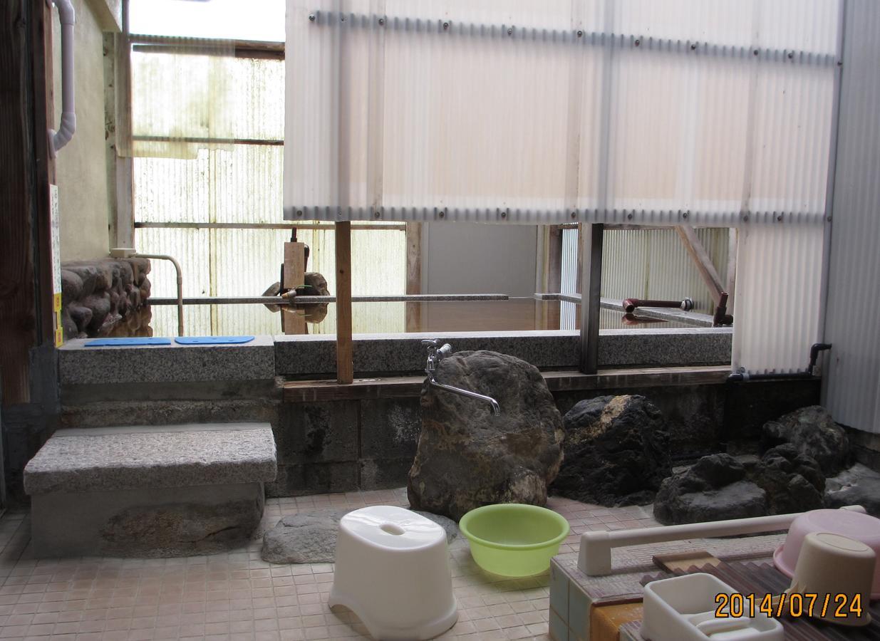בפו Yokoso Ryokan מראה חיצוני תמונה