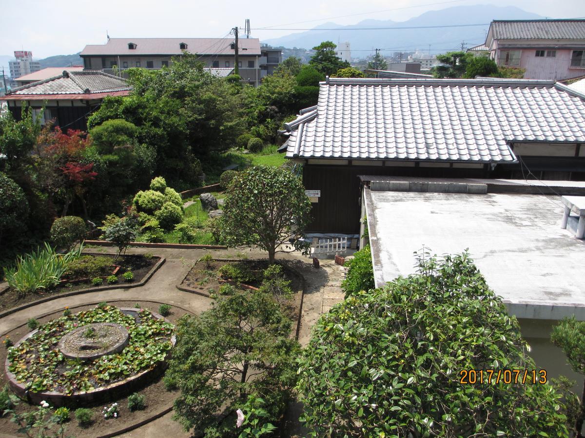 בפו Yokoso Ryokan מראה חיצוני תמונה